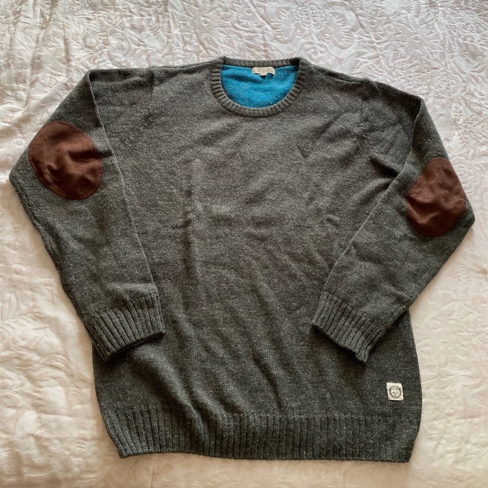 Wool crew neck sweater by SUIT DK new